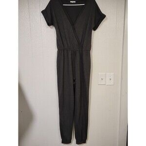 Maurices Grey Jogger Jumpsuit  Jumper Small Short Sleeve Casual Versatile